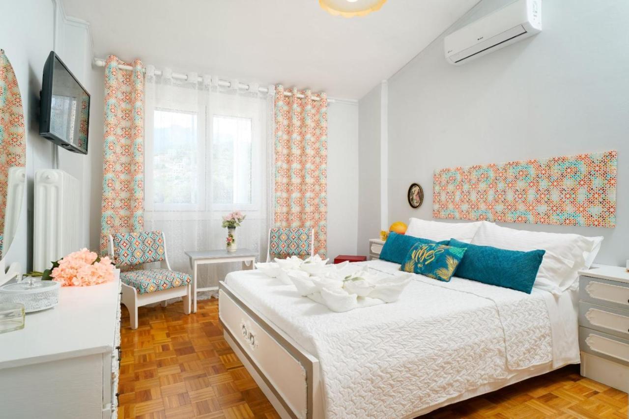 리메나스 Yiayia And Papou Luxury House 아파트 외부 사진