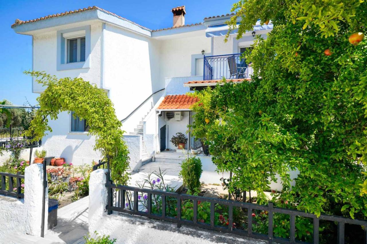 리메나스 Yiayia And Papou Luxury House 아파트 외부 사진